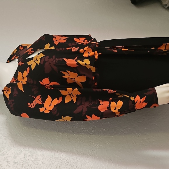 MANGO Floral Black and Orange Keyhole Long Sleeve Tie Waist Blouse - Picture 5 of 8